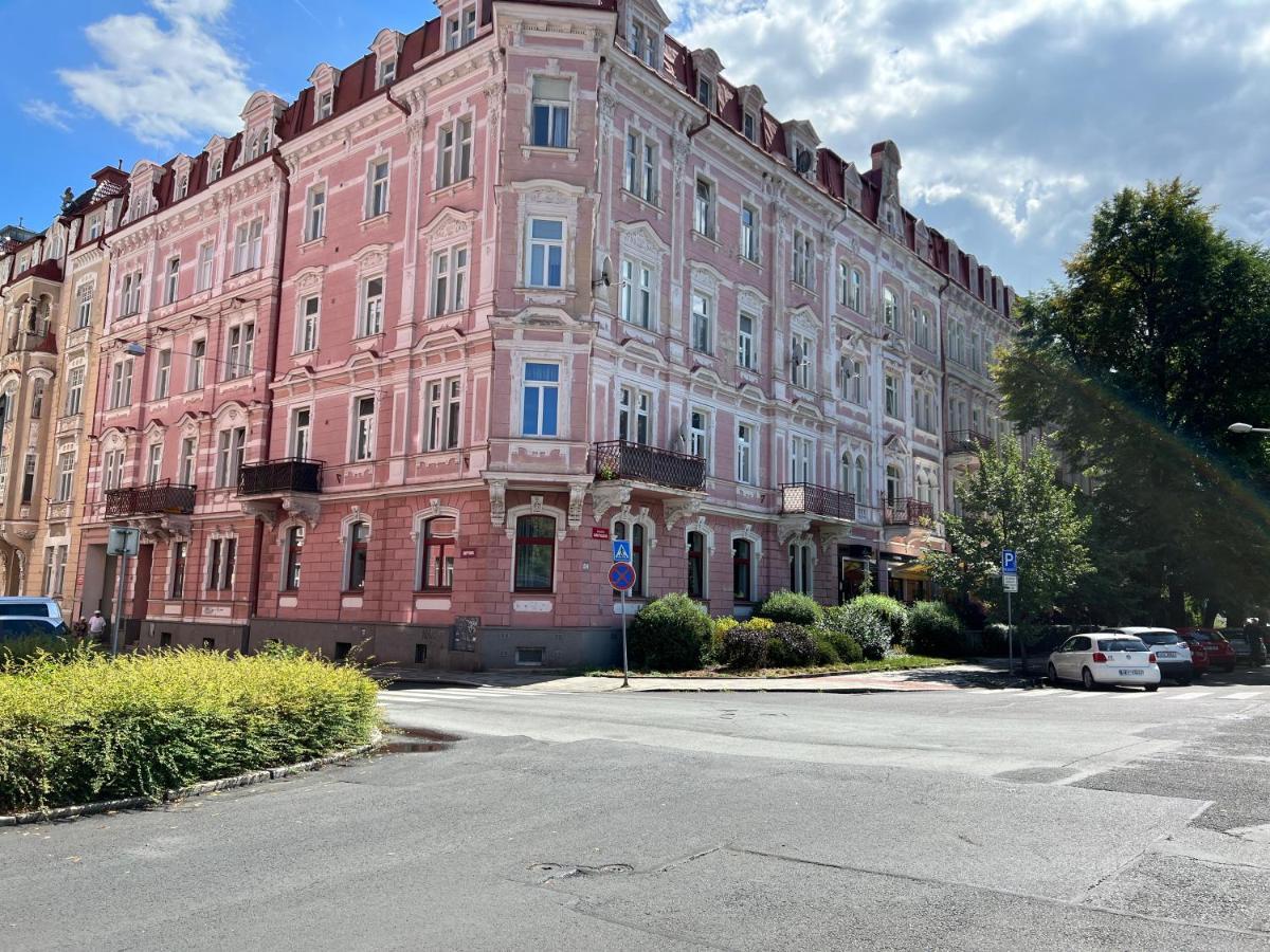 Apartment Alice Center Karlovy Vary Exterior photo