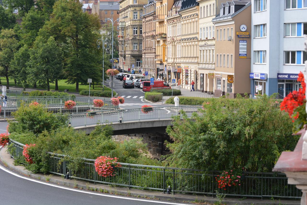 Apartment Alice Center Karlovy Vary Exterior photo